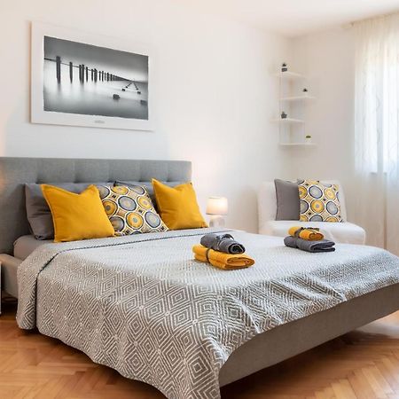 Apartment Dorrea Пула Екстериор снимка