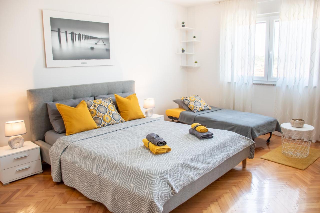 Apartment Dorrea Пула Екстериор снимка